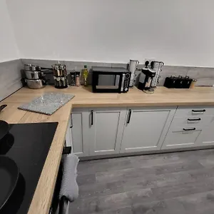 3 Bed House, Free Parking. Great For Work Crews - Sleep Rest Nottingham